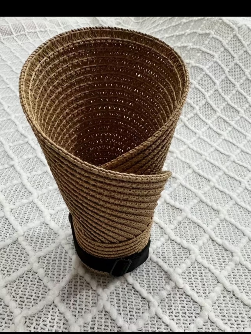 Straw Crossbody Bag & straw visor - Neutral Tan - Picture 5 of 5